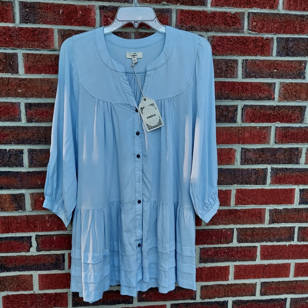 Beautiful Peplum Blouse. NWT